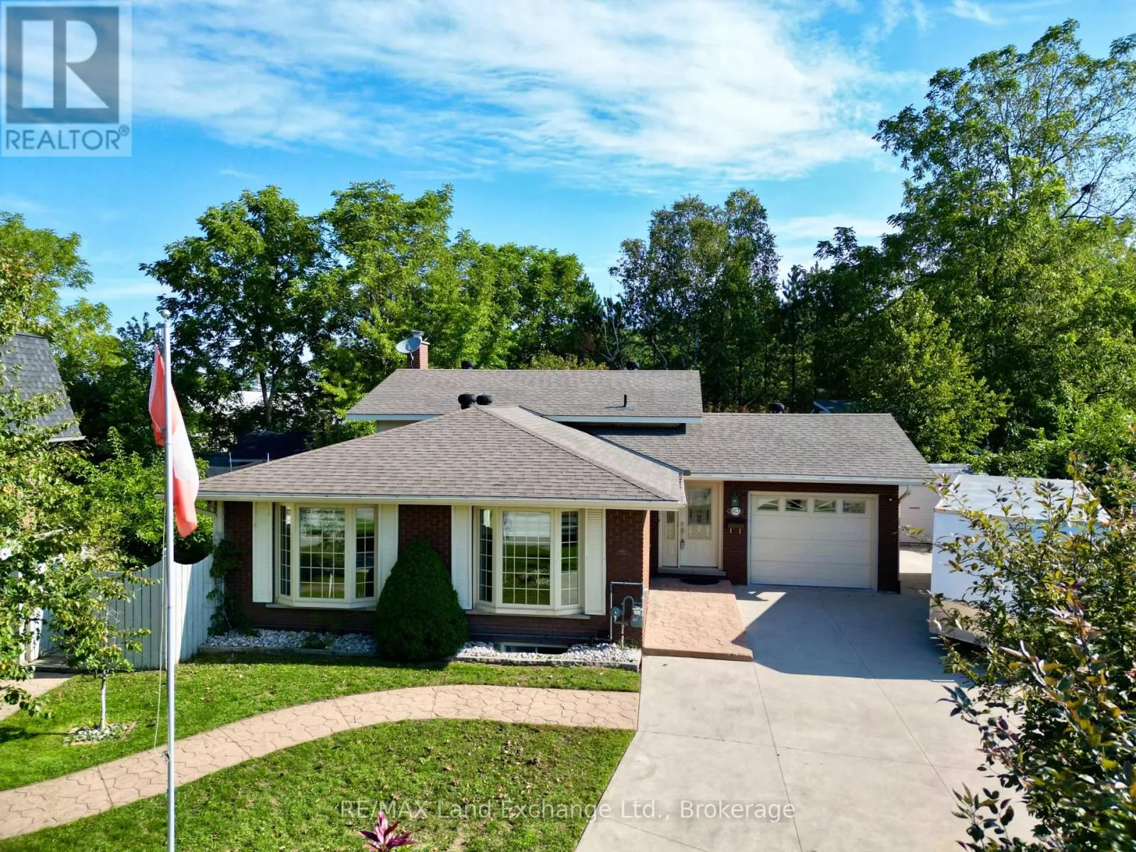 653 ASHWELL CRESCENT