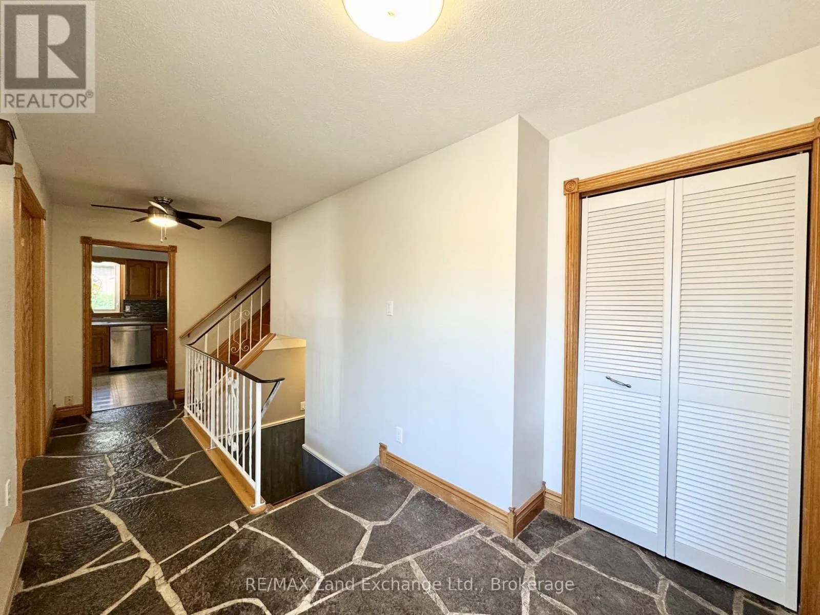 653 ASHWELL CRESCENT