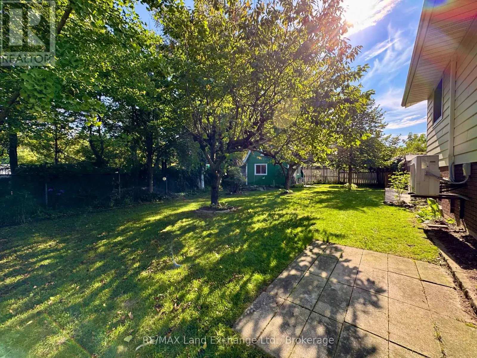 653 ASHWELL CRESCENT