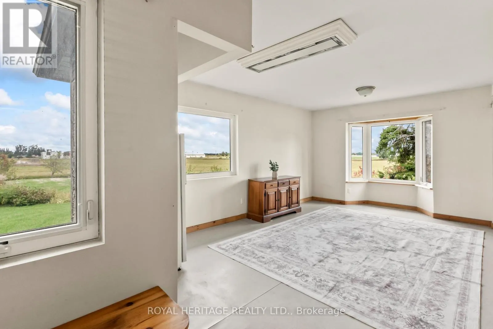 901 CRESSWELL ROAD