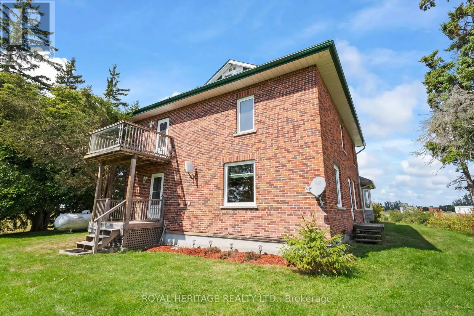 901 CRESSWELL ROAD