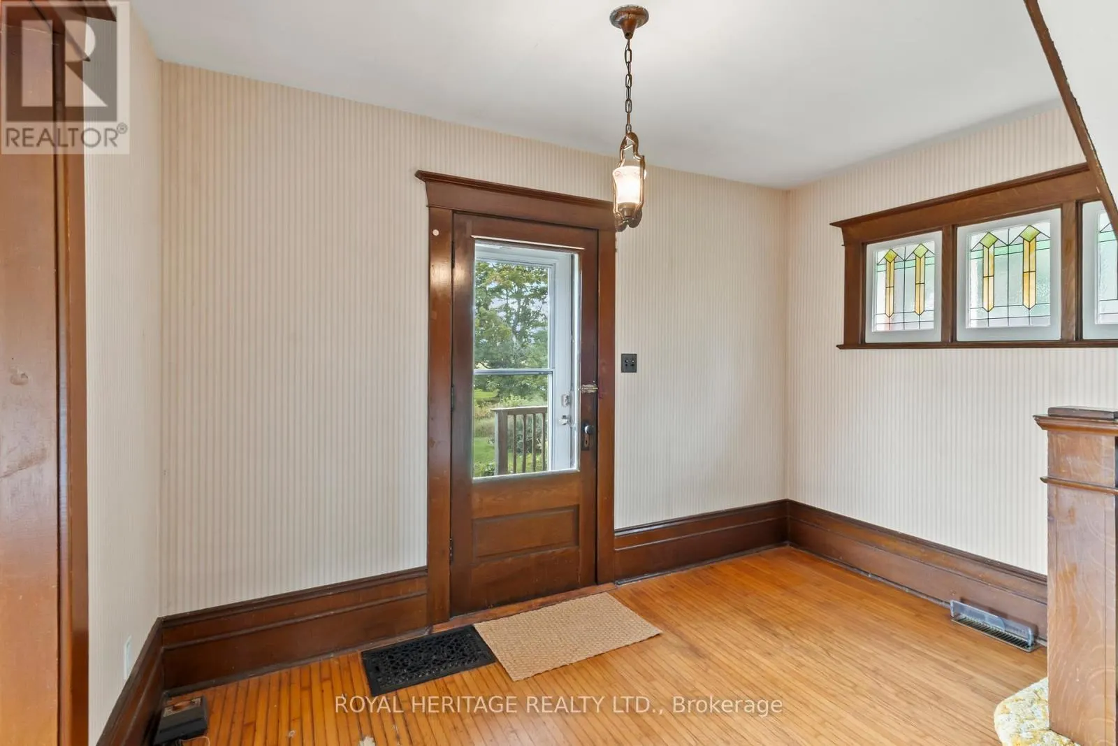 901 CRESSWELL ROAD