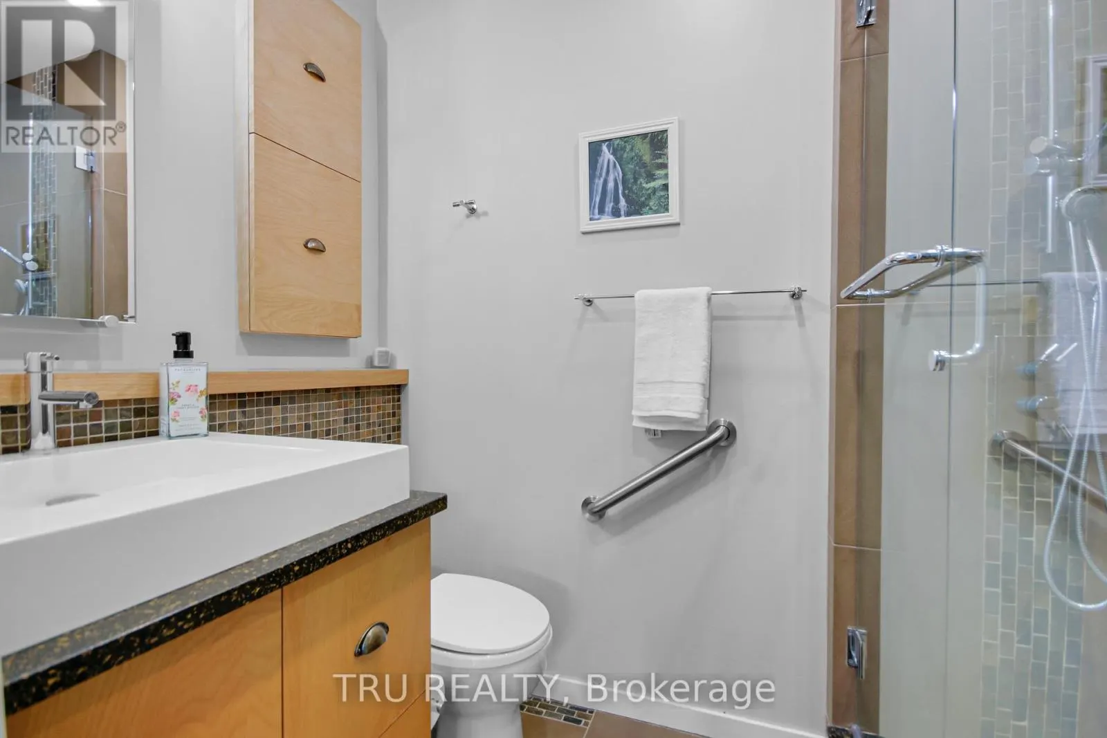 36 VARLEY DRIVE