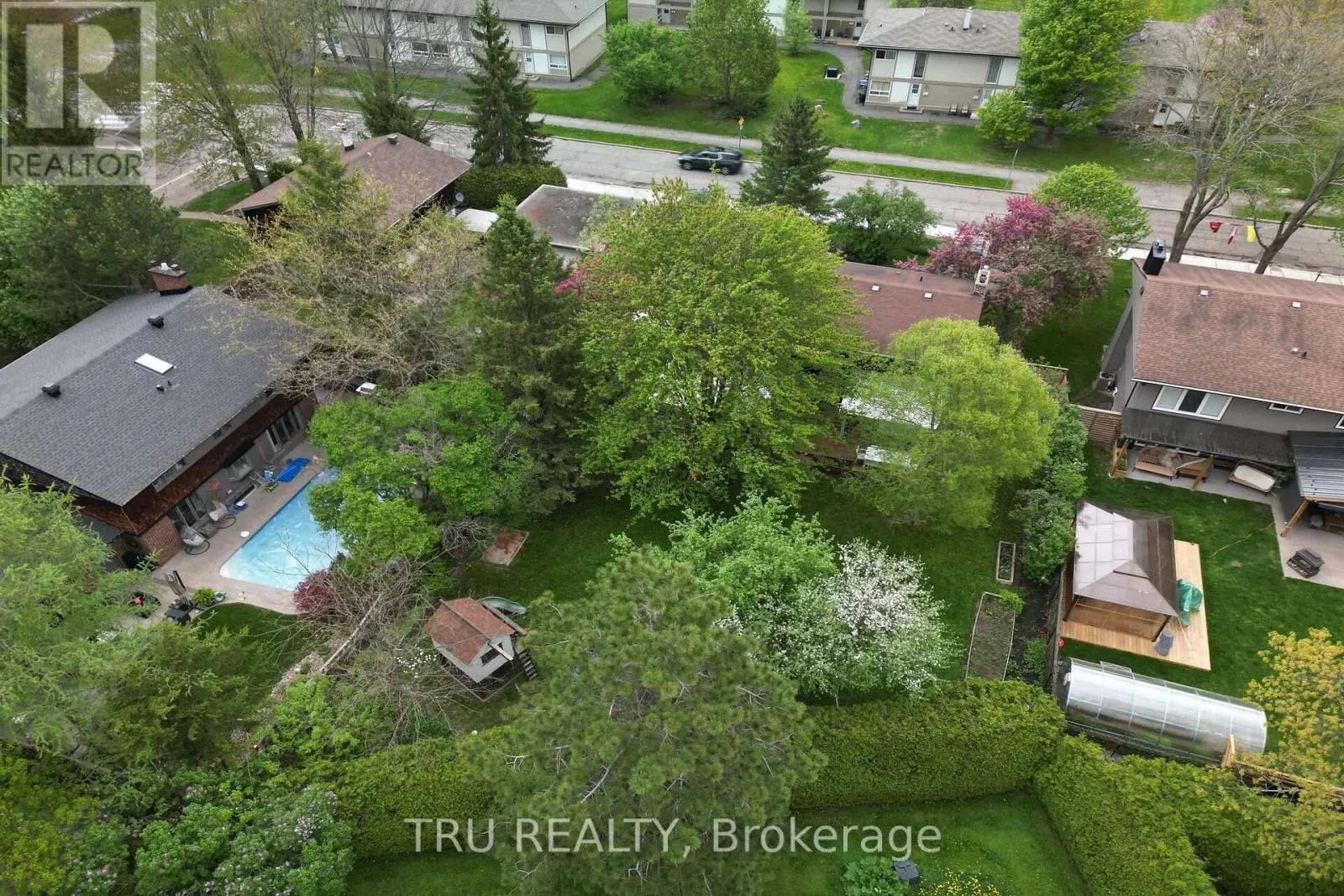 36 VARLEY DRIVE