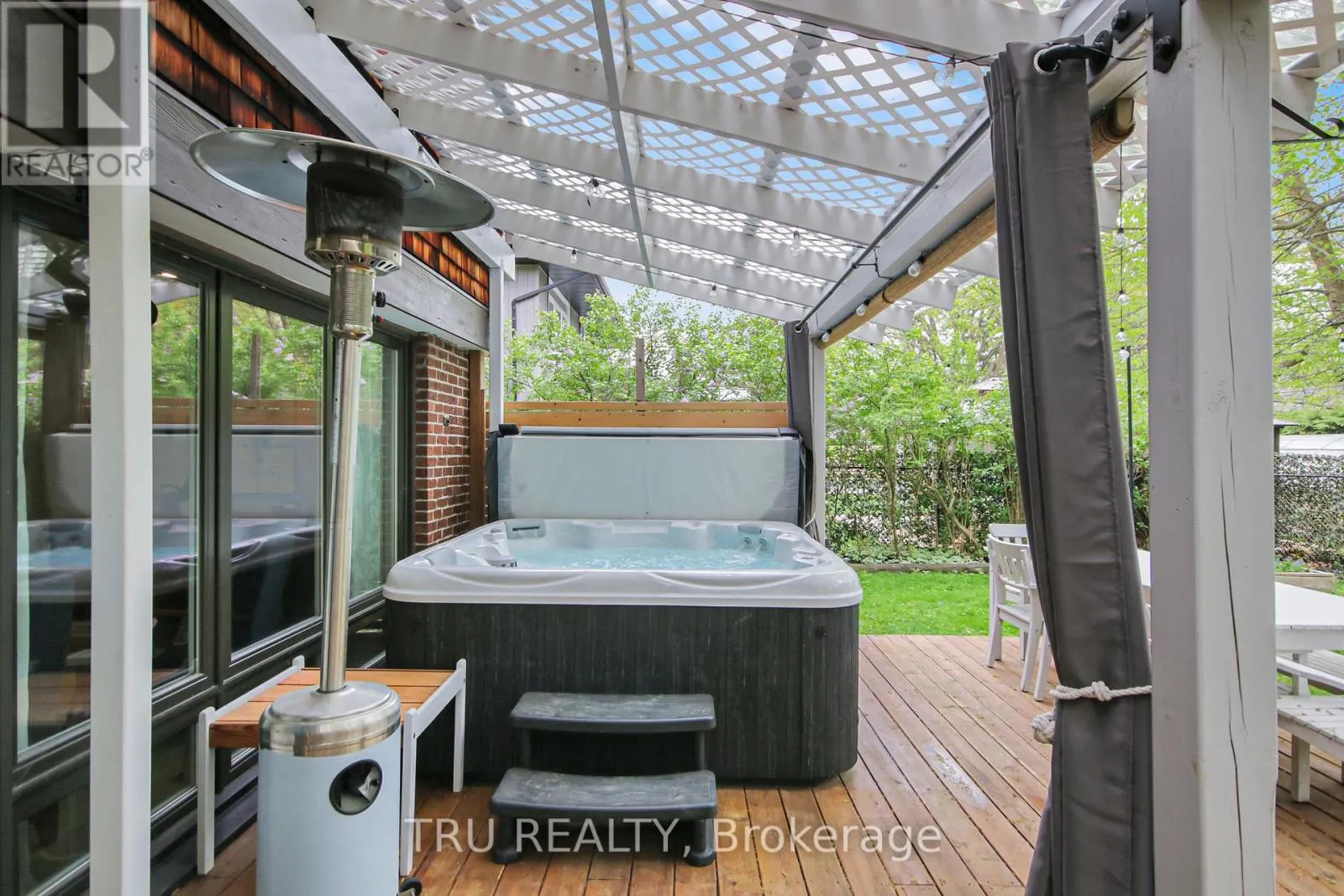 36 VARLEY DRIVE