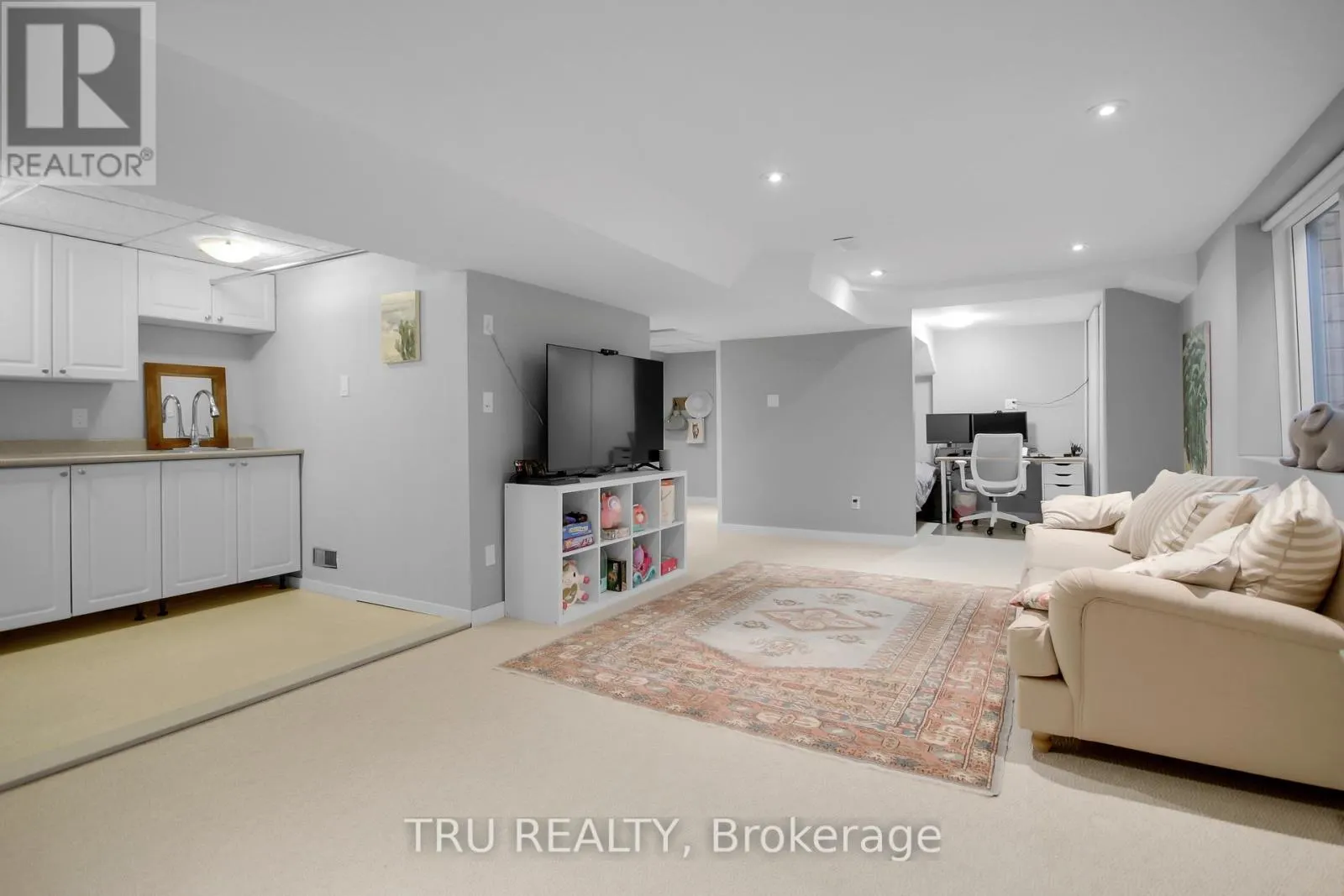 36 VARLEY DRIVE