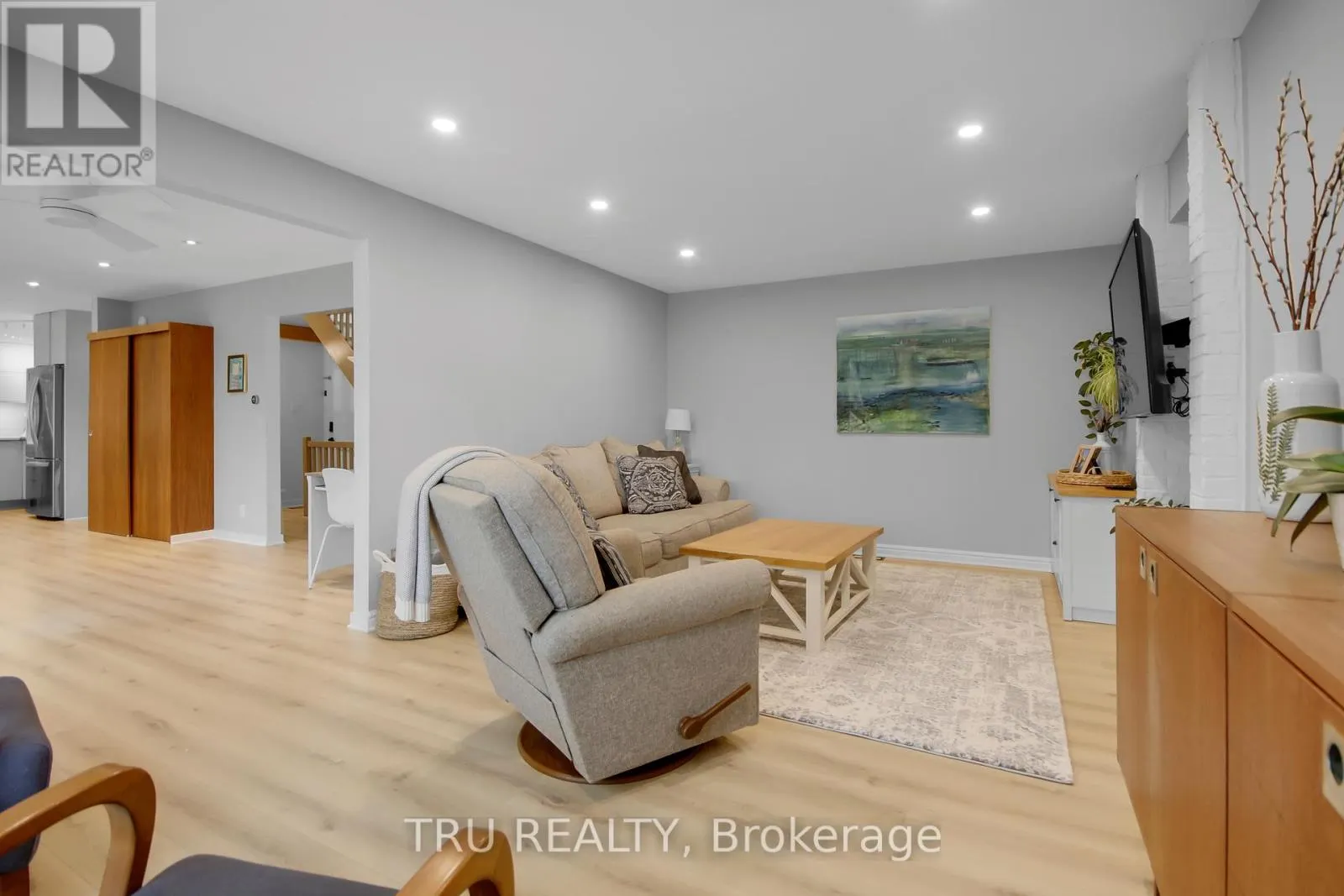 36 VARLEY DRIVE