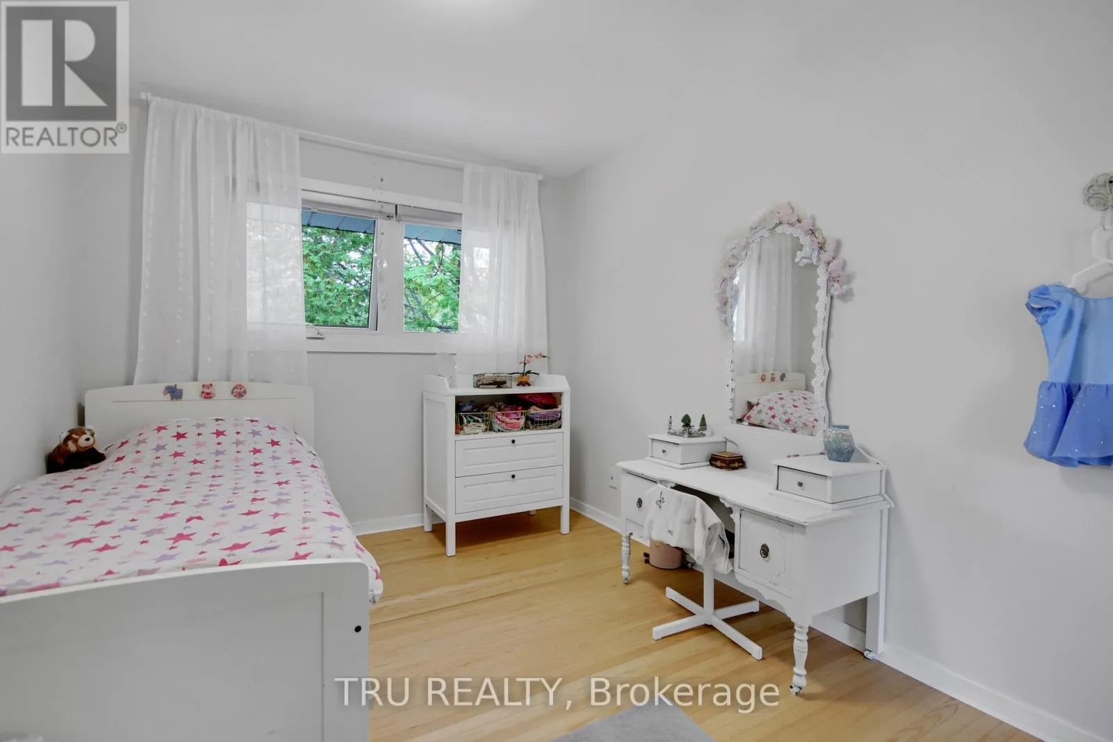 36 VARLEY DRIVE