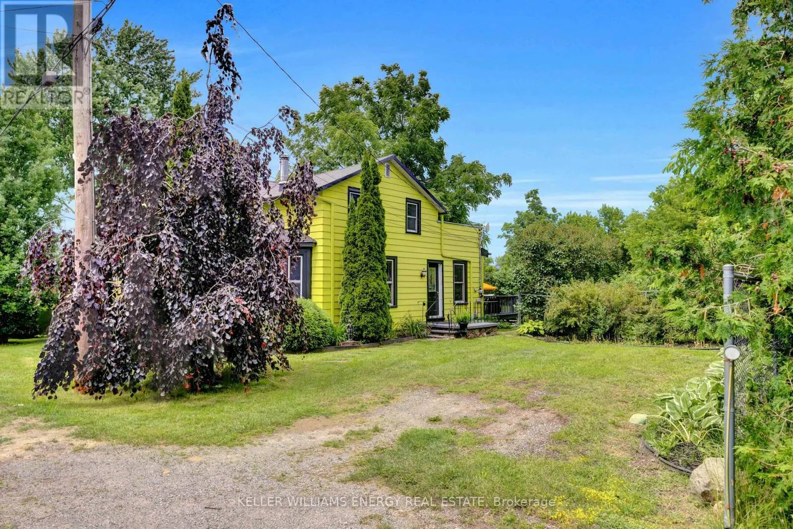 16 SQUIRES STREET