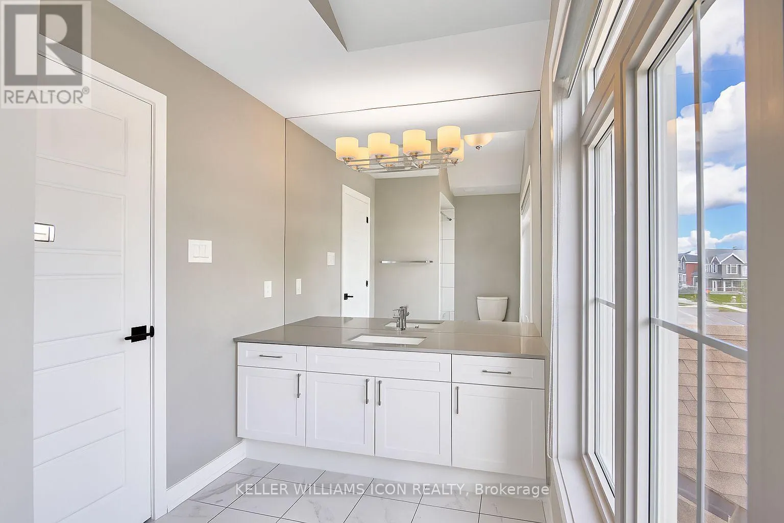 1118 APOLUNE STREET
