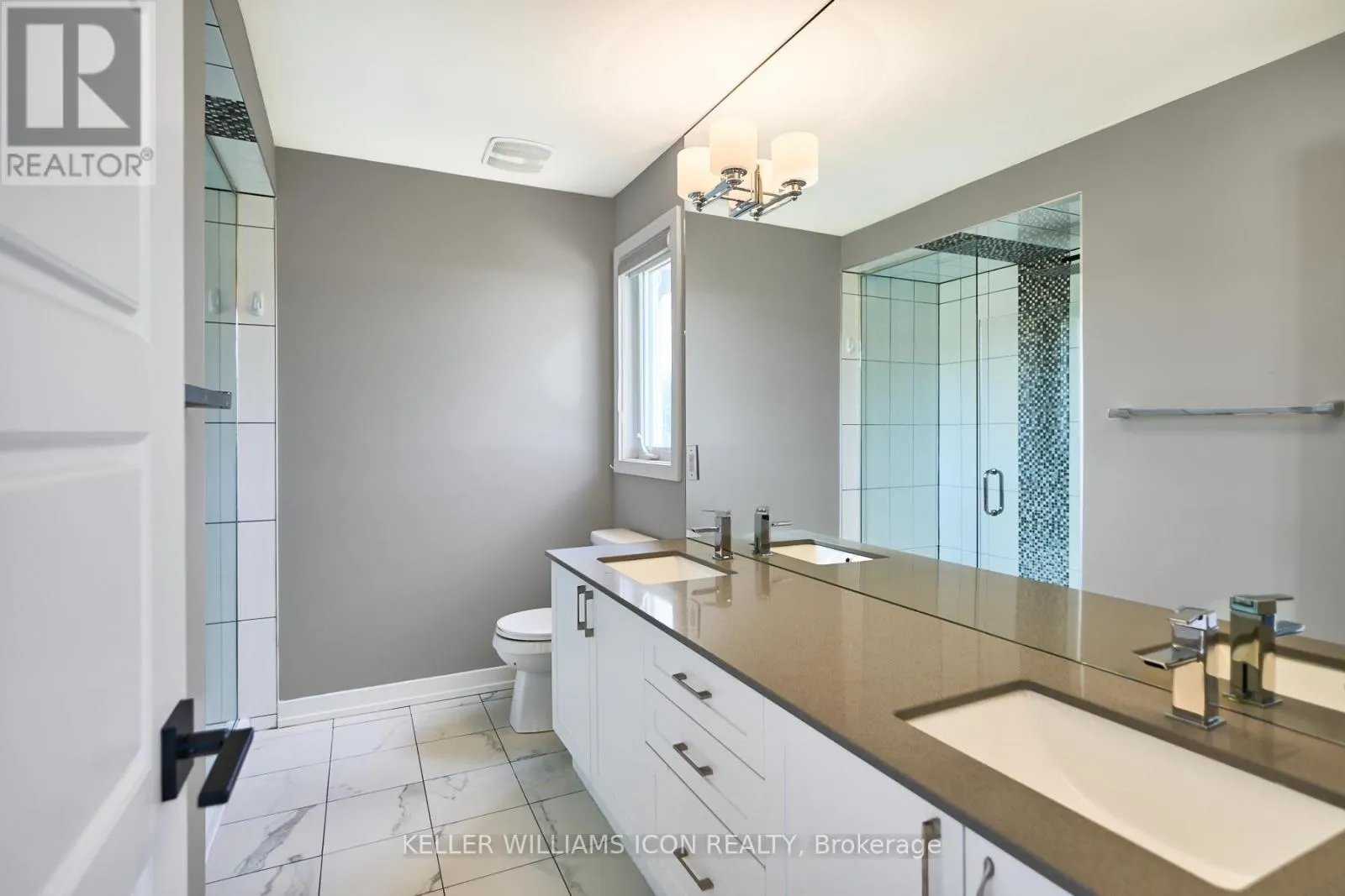 1118 APOLUNE STREET