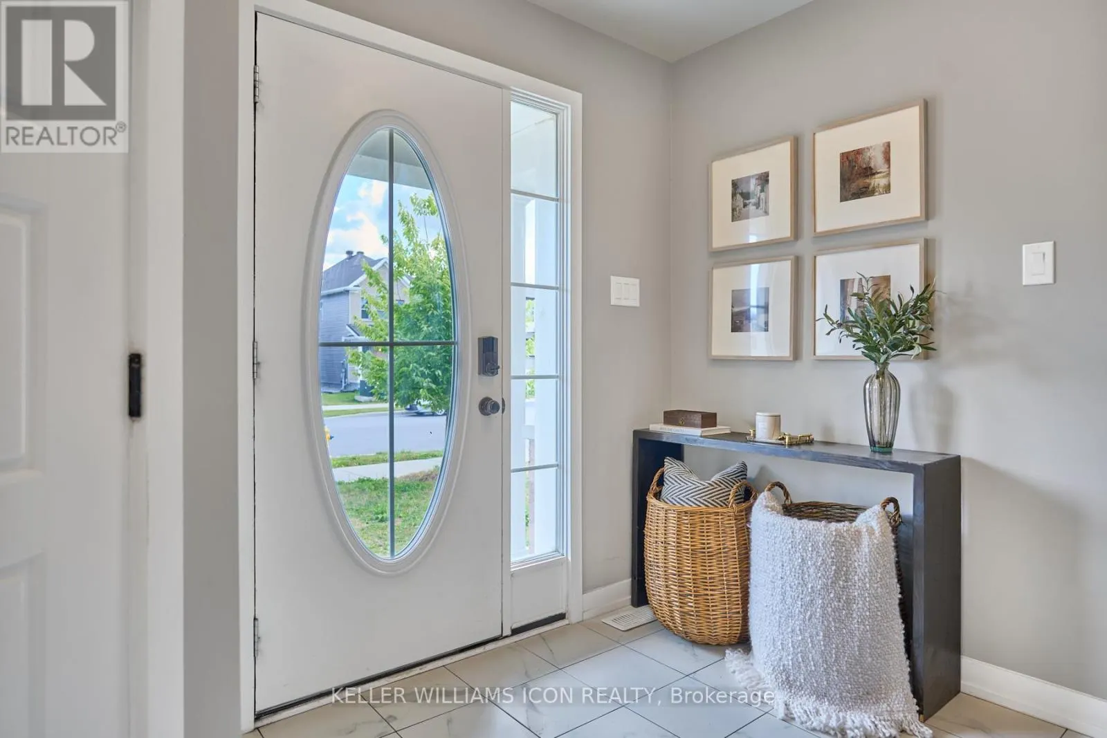1118 APOLUNE STREET