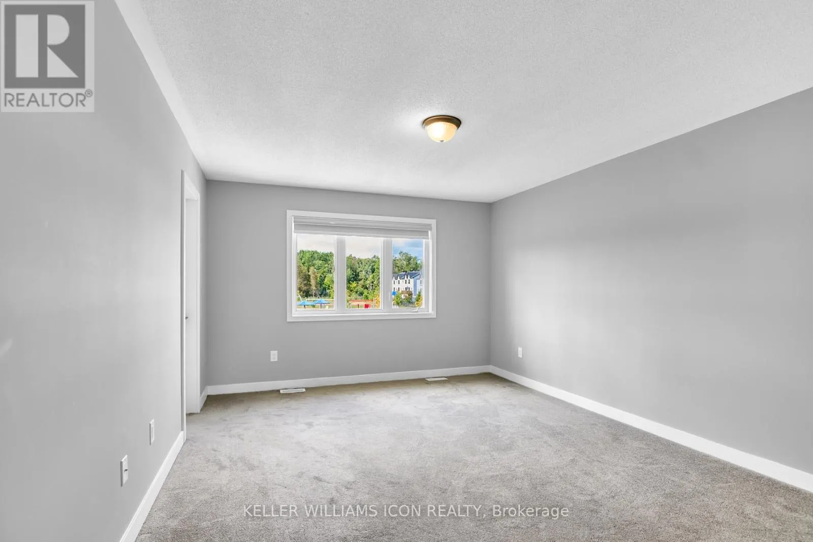1118 APOLUNE STREET
