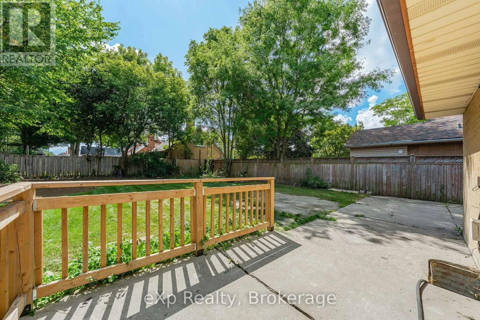 245 HARTWOOD AVENUE