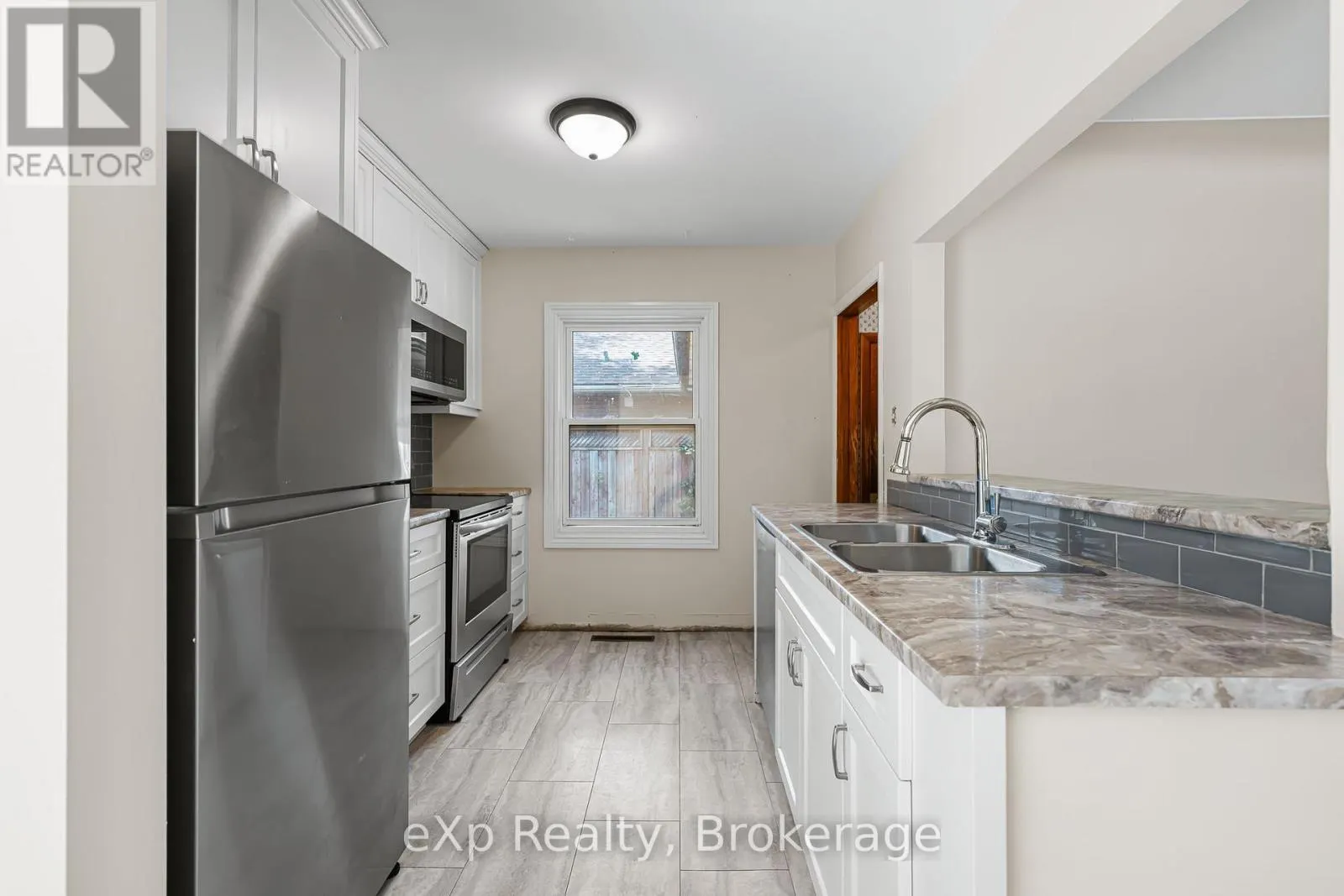245 HARTWOOD AVENUE