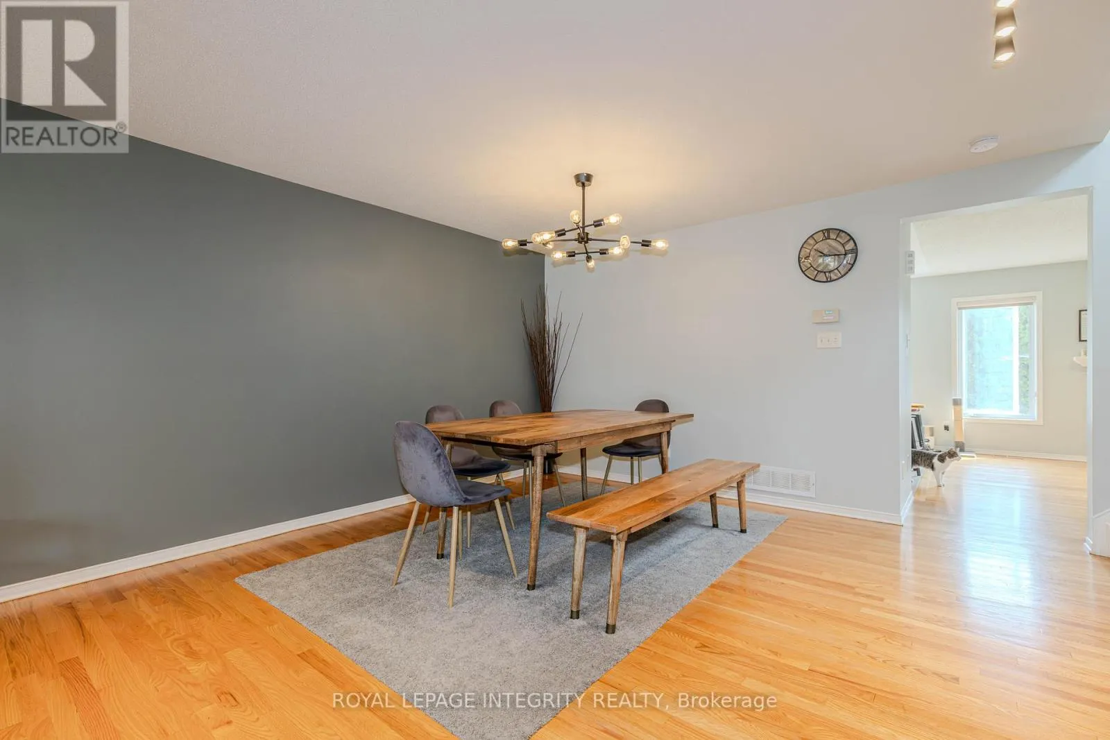 2123 ESPRIT DRIVE