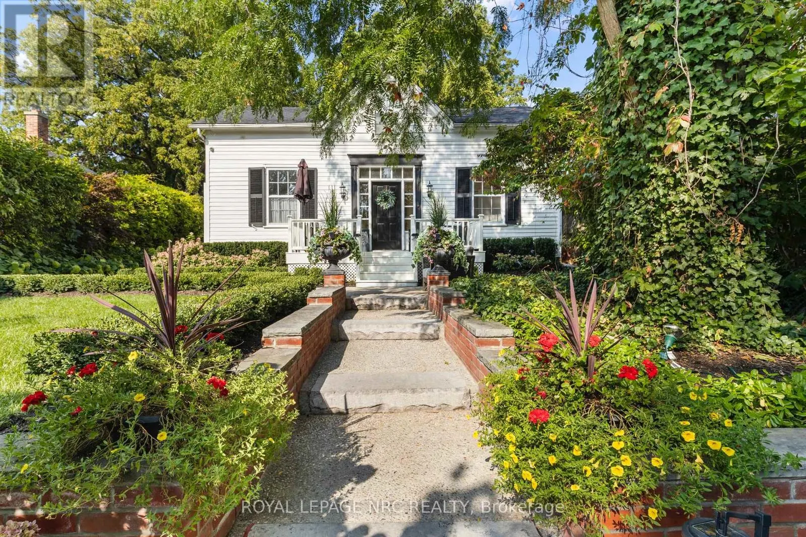 27 PRIDEAUX STREET