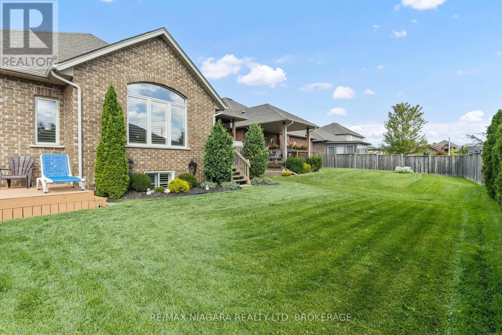 41 CREEKSIDE DRIVE
