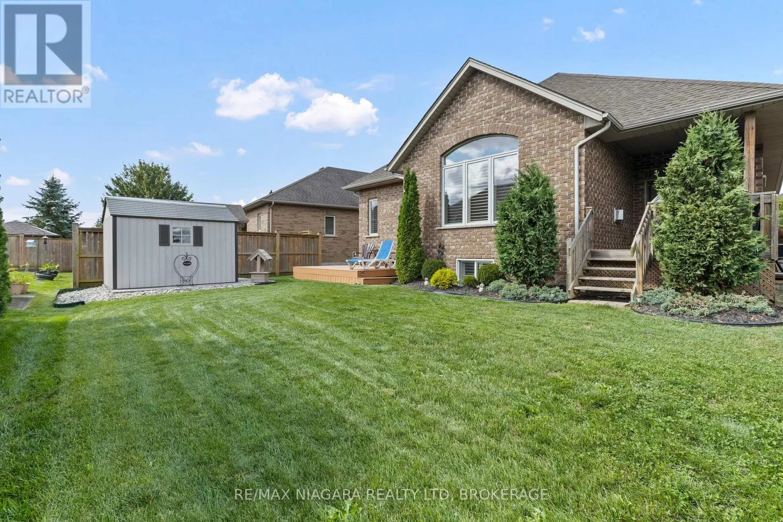 41 CREEKSIDE DRIVE