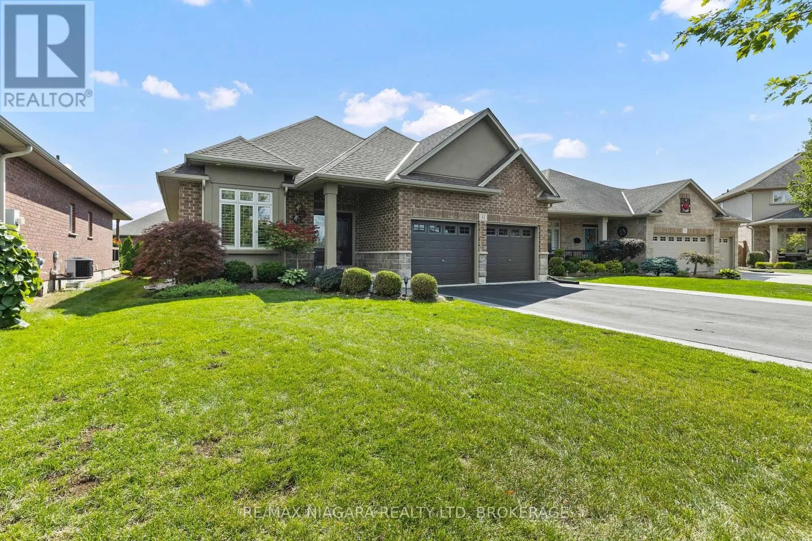 41 CREEKSIDE DRIVE