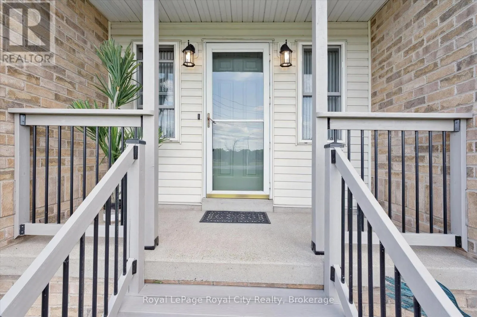8411 ERAMOSA/MILTON TOWNLINE