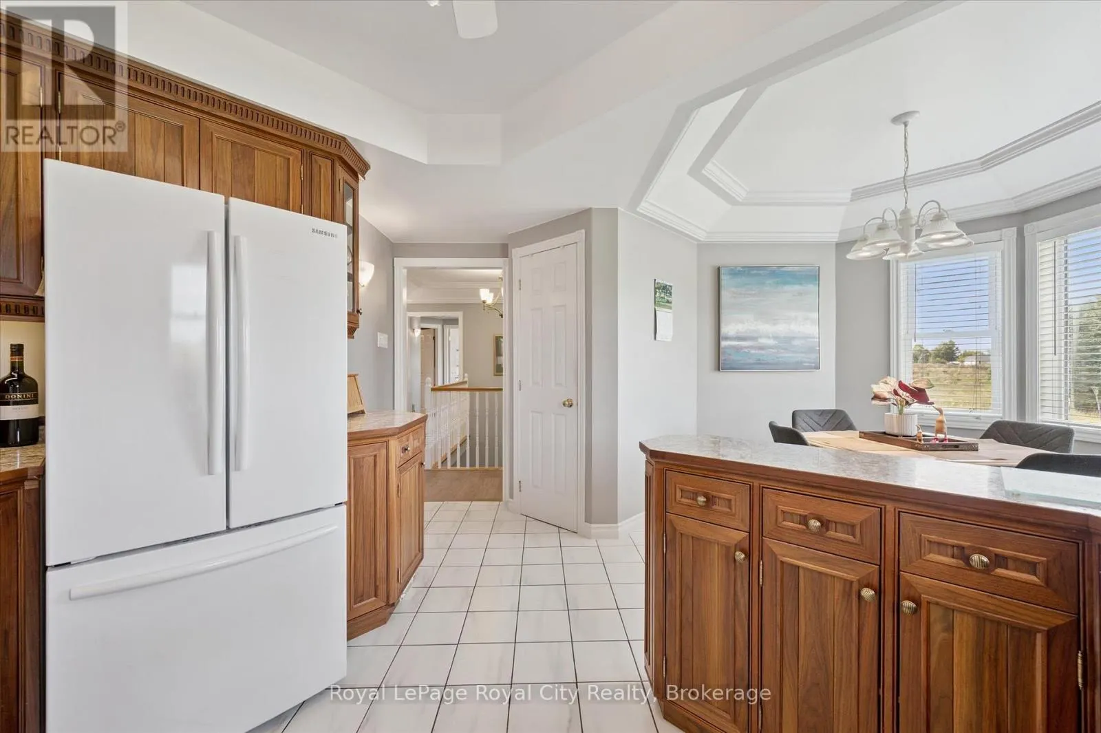8411 ERAMOSA/MILTON TOWNLINE