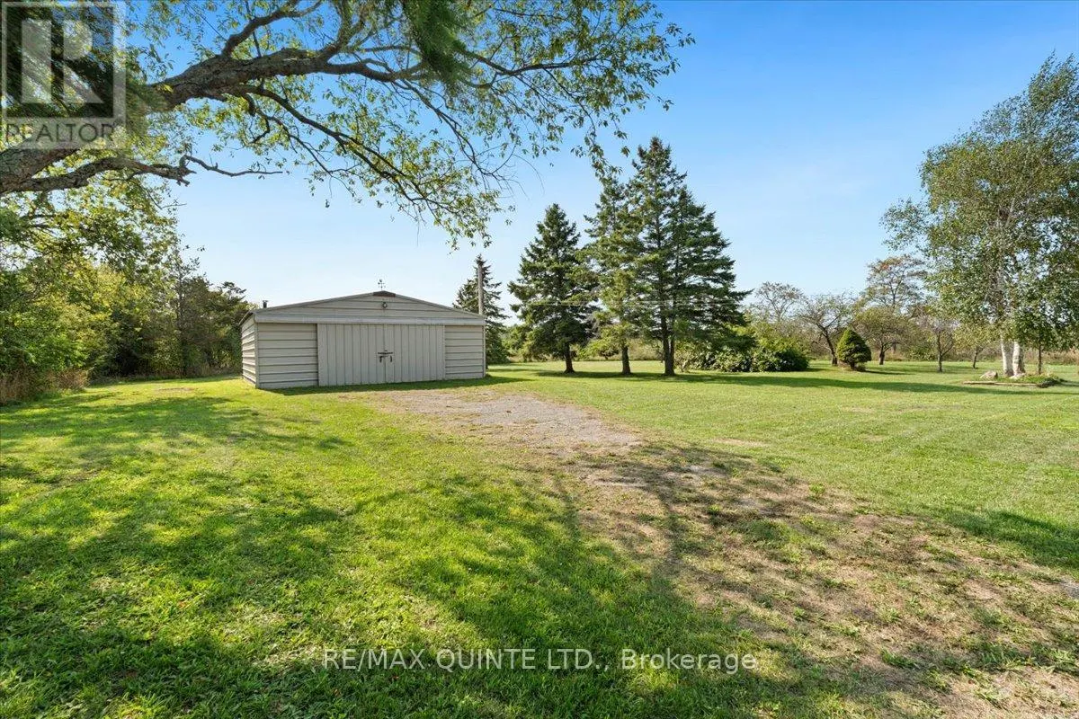 737 COUNTY ROAD 18 ROAD