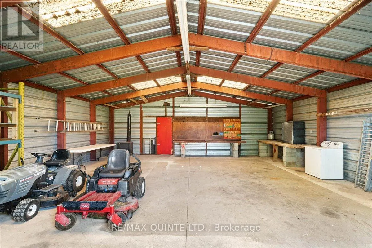 737 COUNTY ROAD 18 ROAD