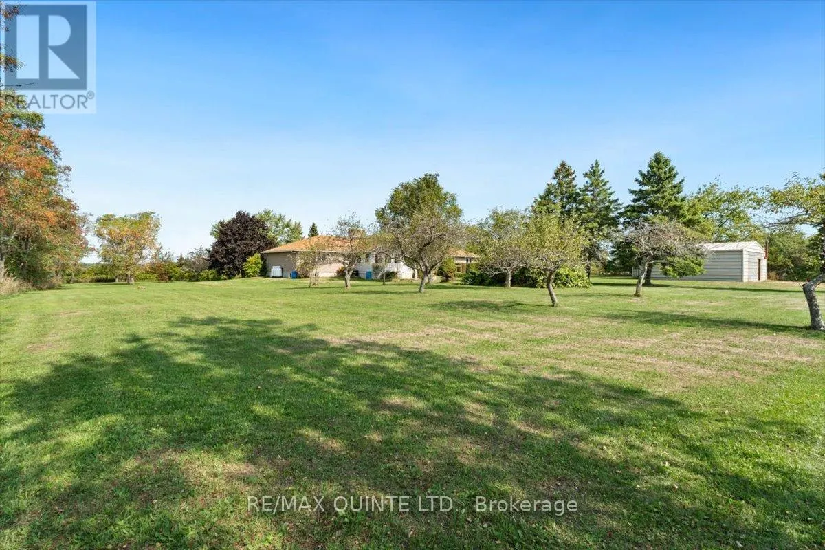 737 COUNTY ROAD 18 ROAD