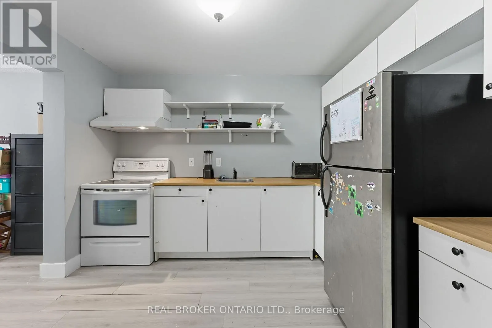 87 ELVIRA STREET W