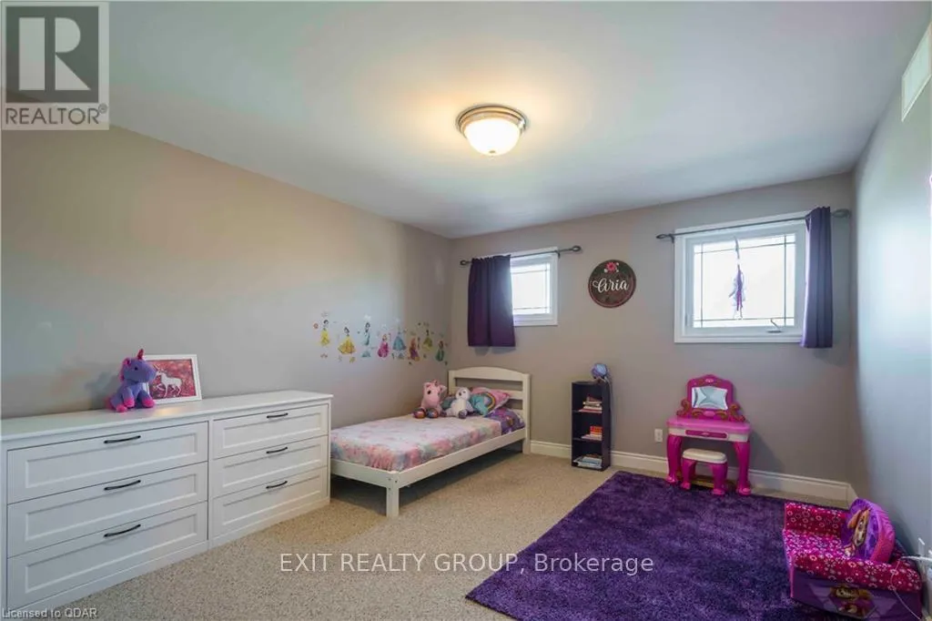 23 SCENIC DRIVE