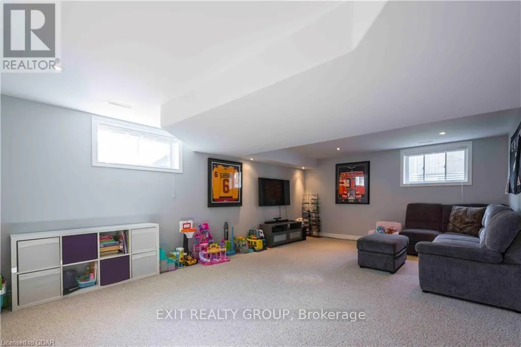 23 SCENIC DRIVE