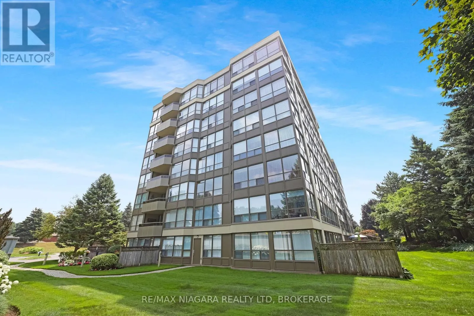 303 - 5100 DORCHESTER ROAD, #303
