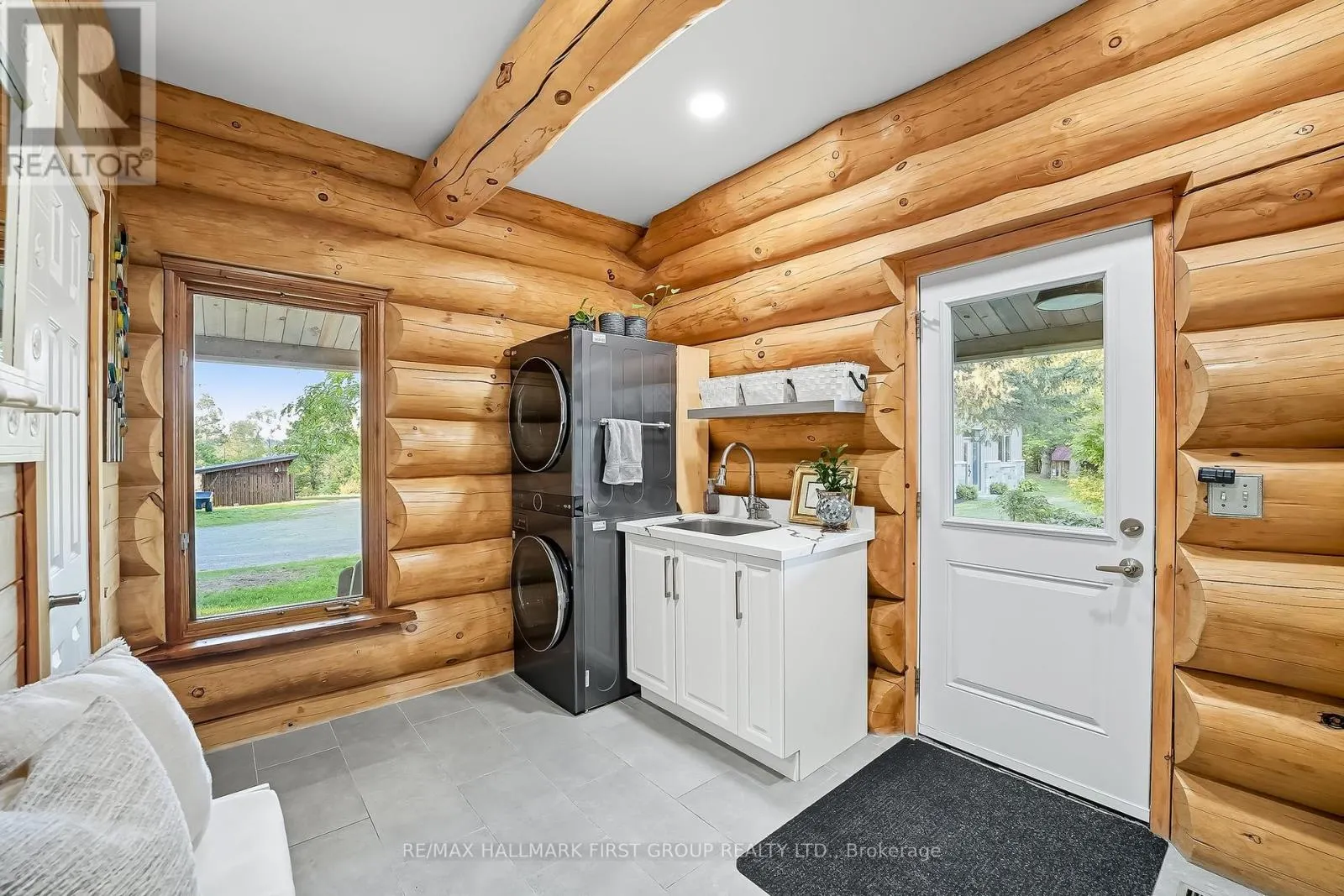 228 DINGMAN ROAD