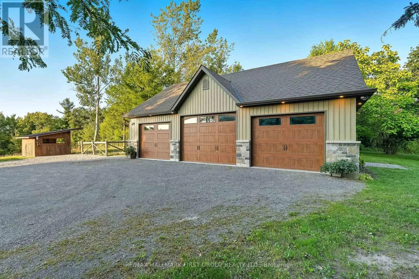 228 DINGMAN ROAD