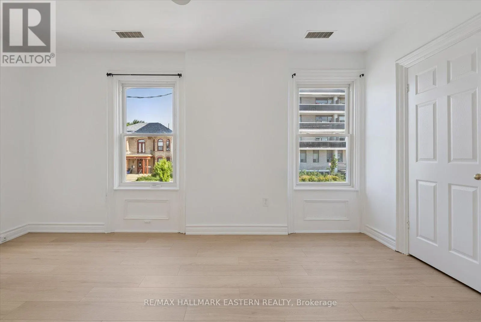 213 BROCK STREET
