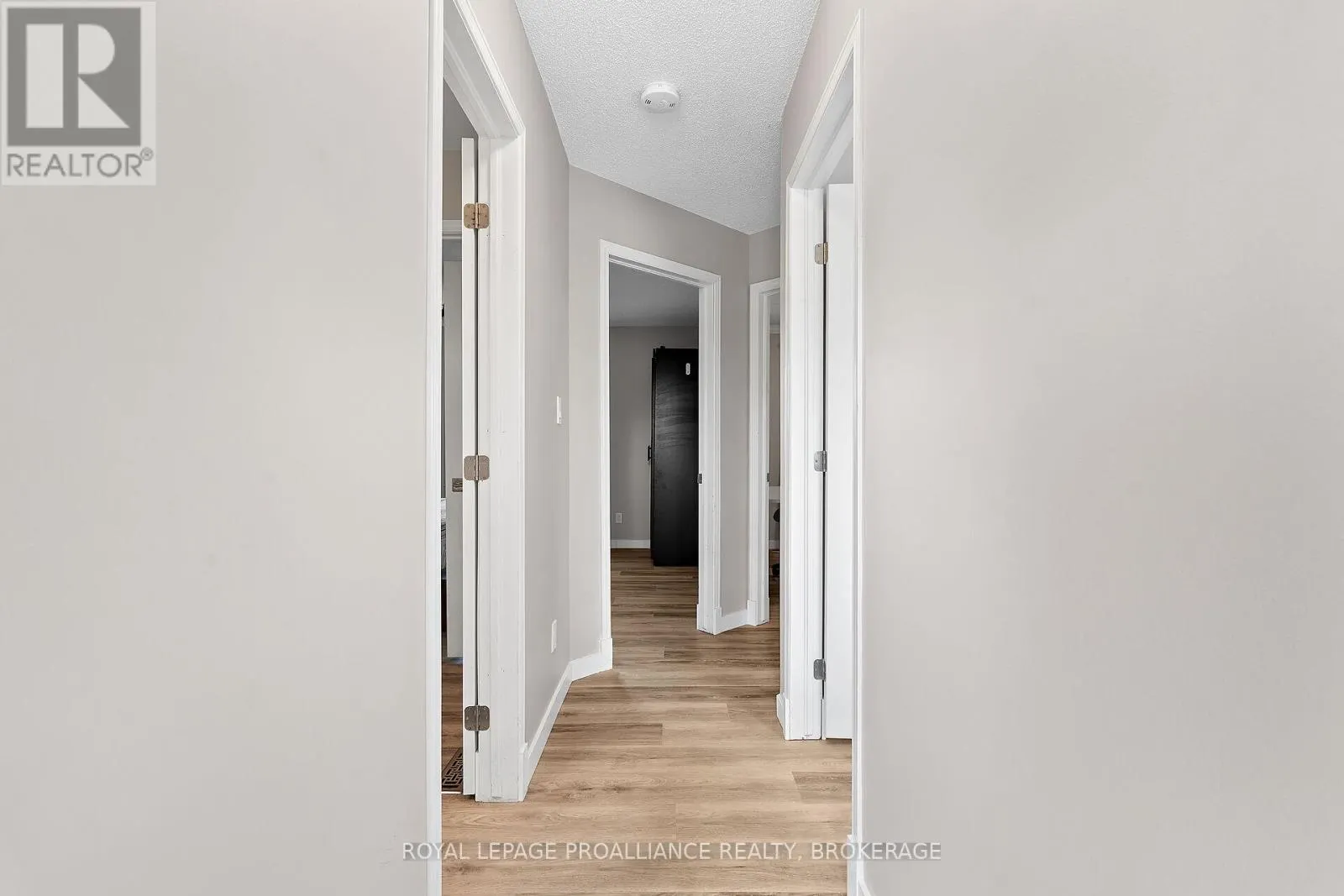 587 TEAL COURT
