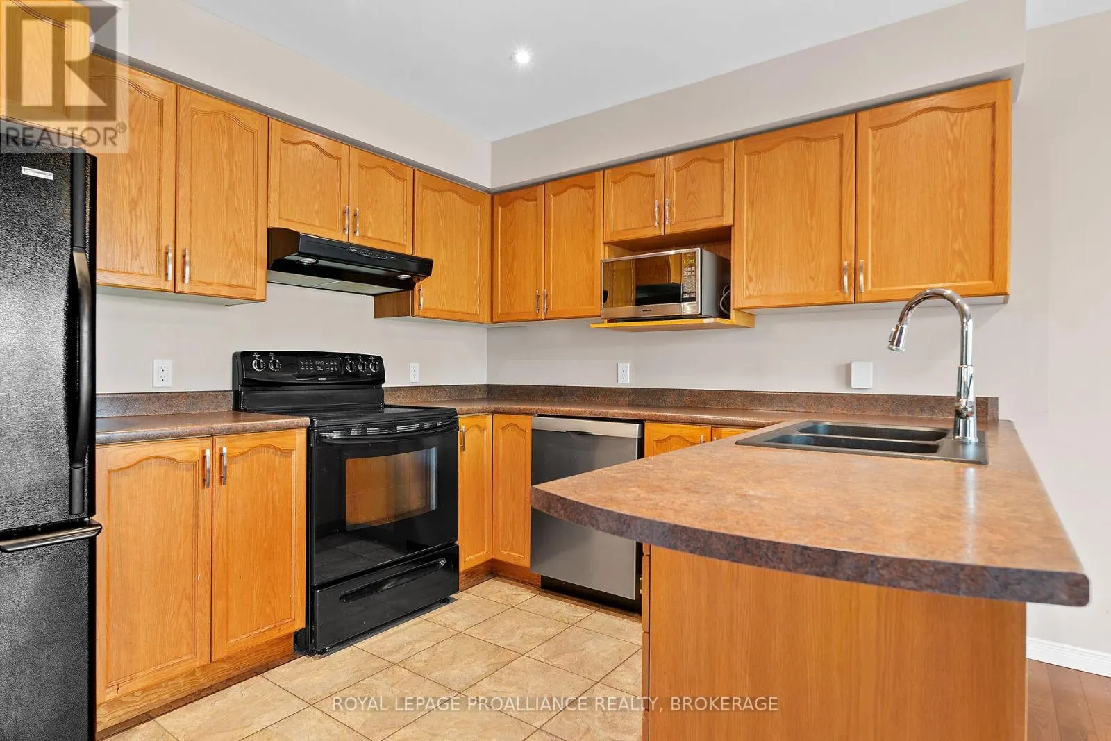 587 TEAL COURT
