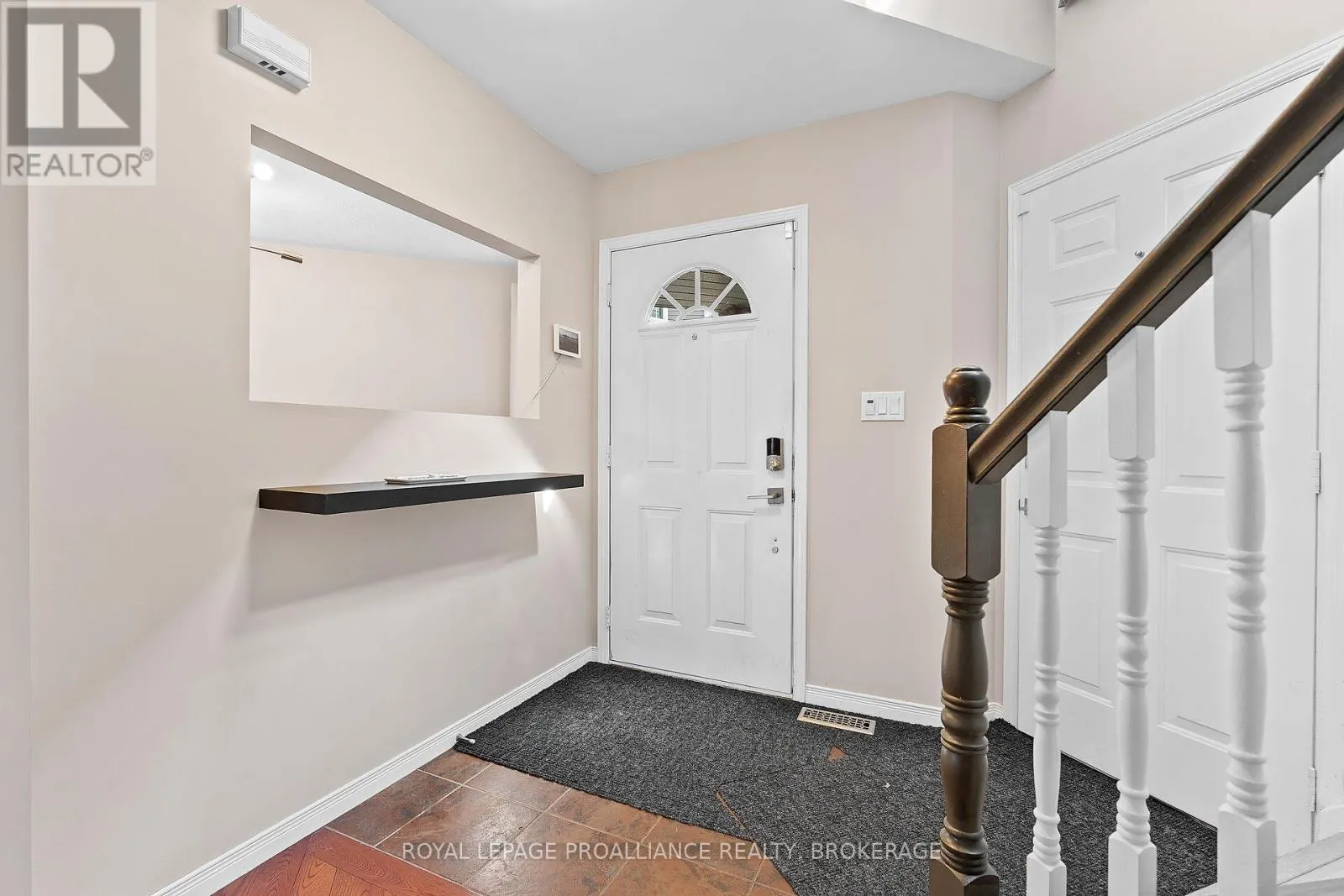 587 TEAL COURT