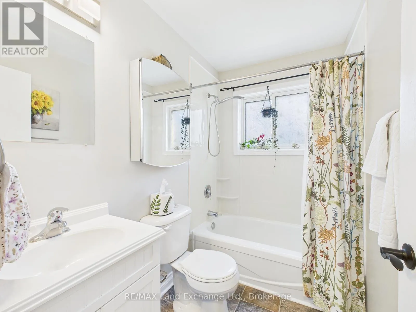 24 BOILER BEACH ROAD