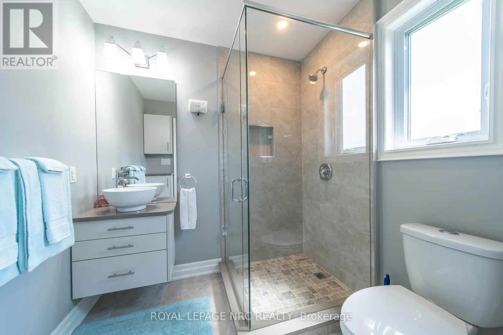 2876 HIGHWAY 3 E