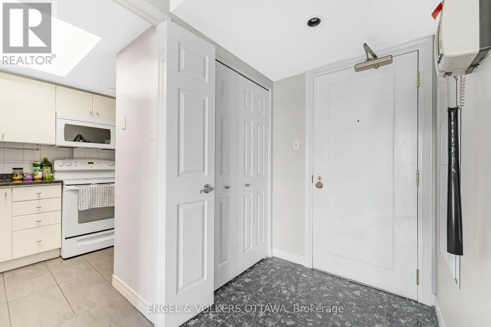 508 - 35 MURRAY STREET