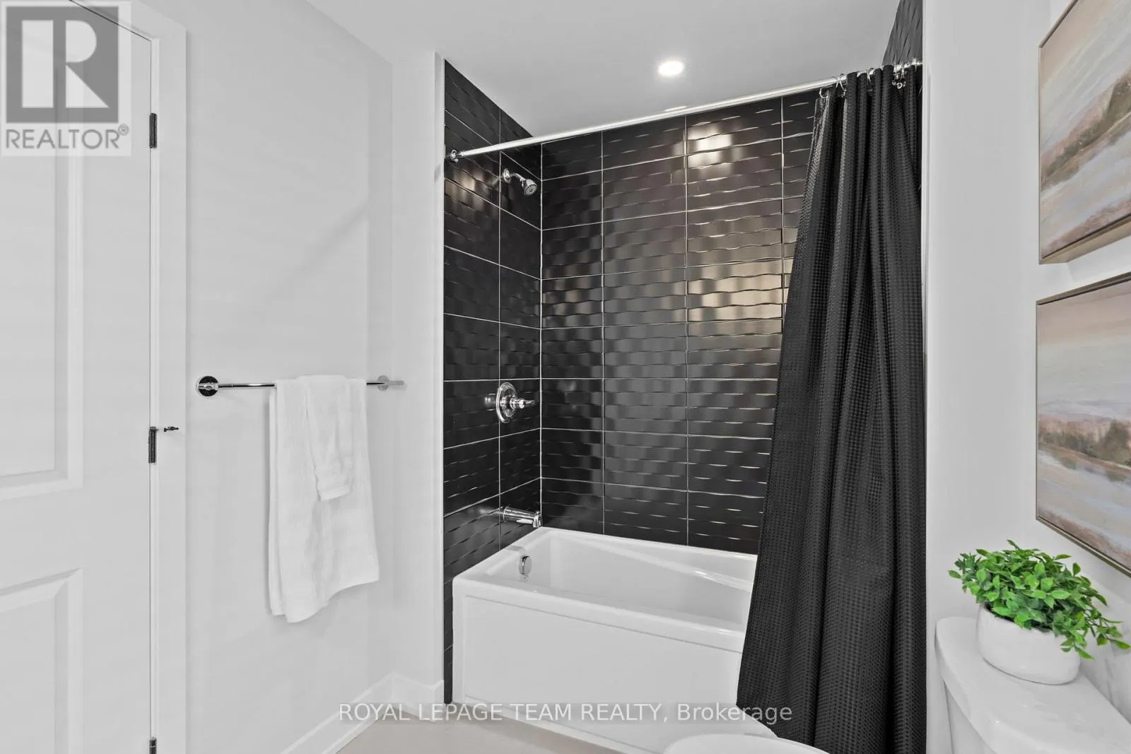 224 ELSIE MACGILL WALK