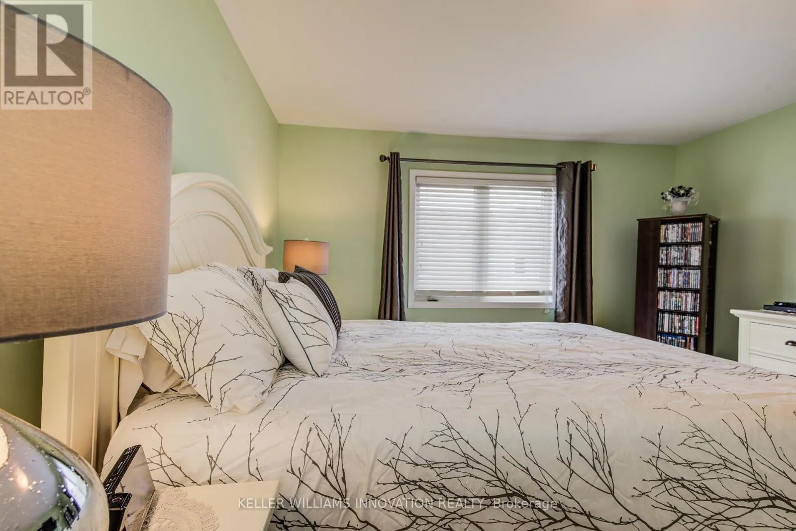 7 STRATUS STREET