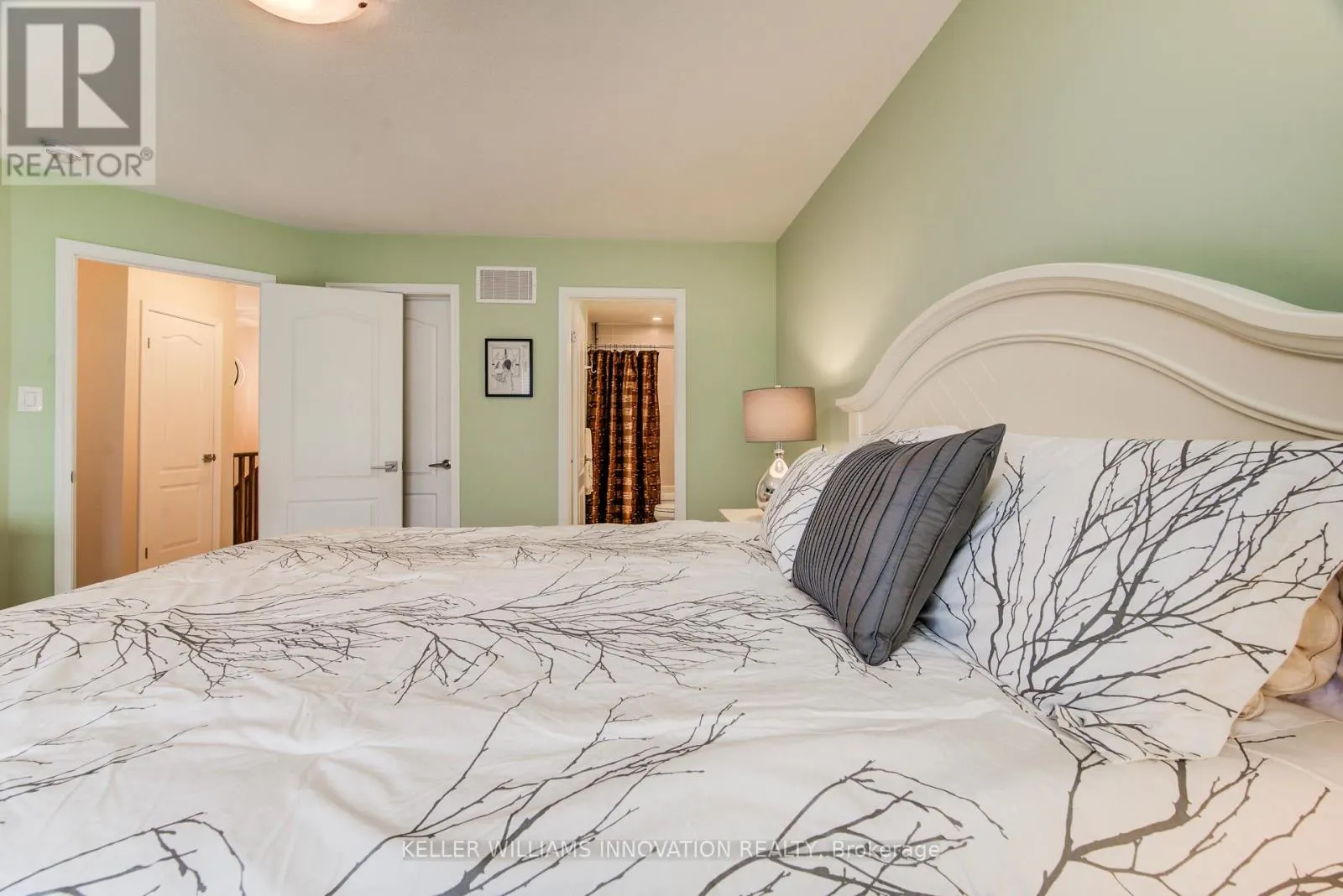 7 STRATUS STREET