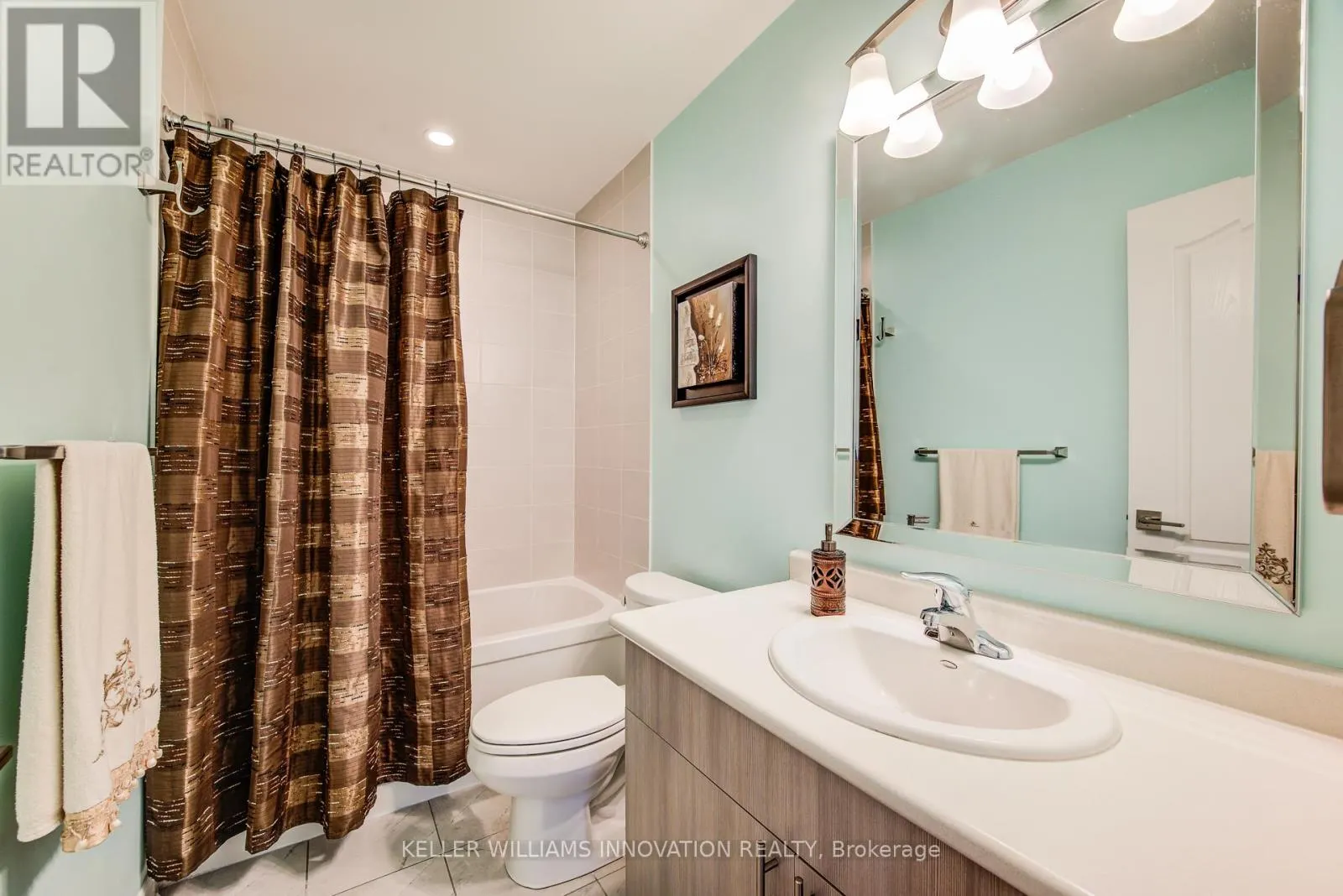 7 STRATUS STREET