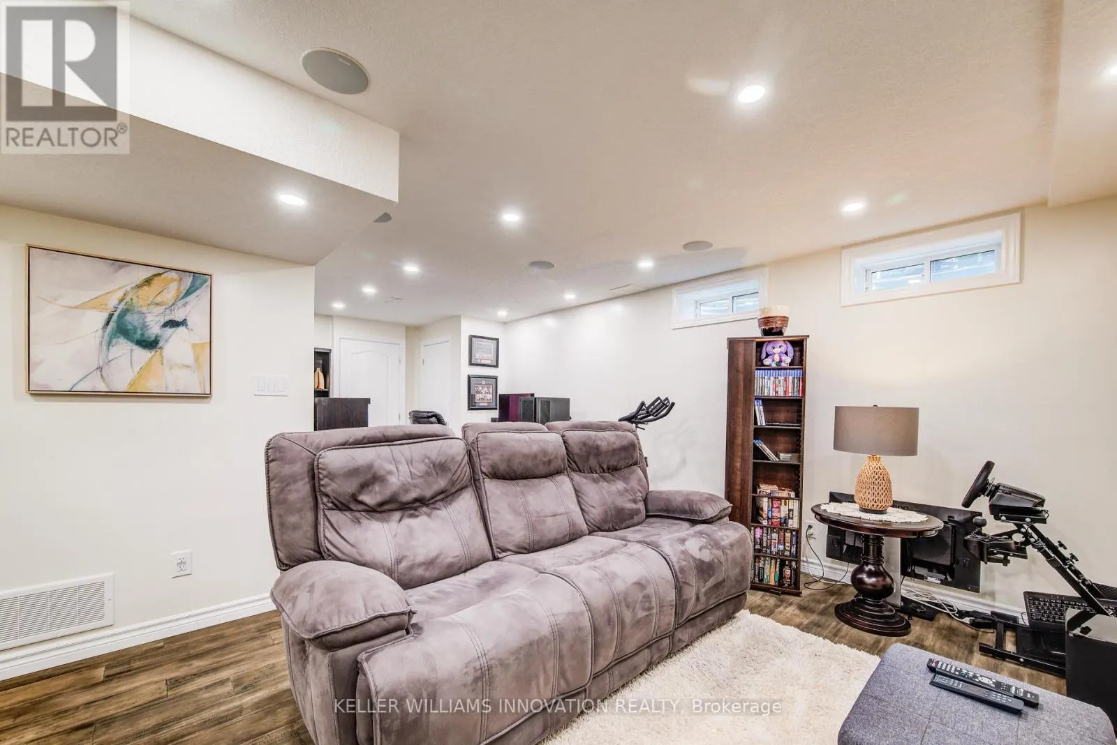 7 STRATUS STREET