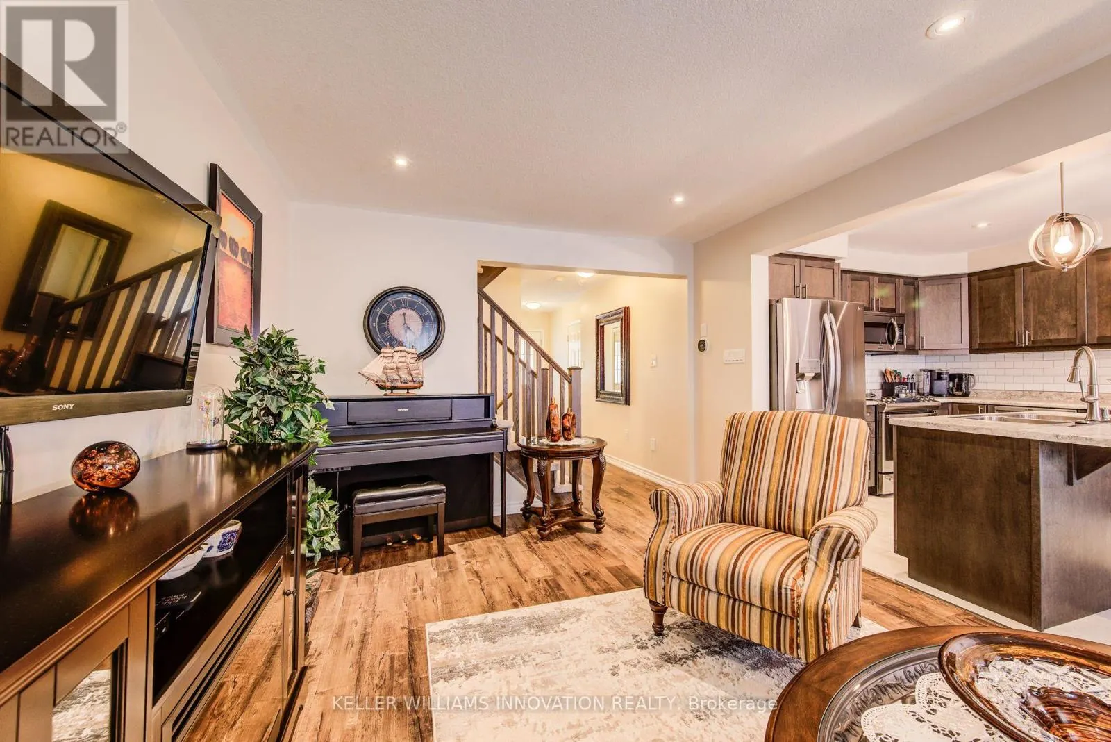 7 STRATUS STREET