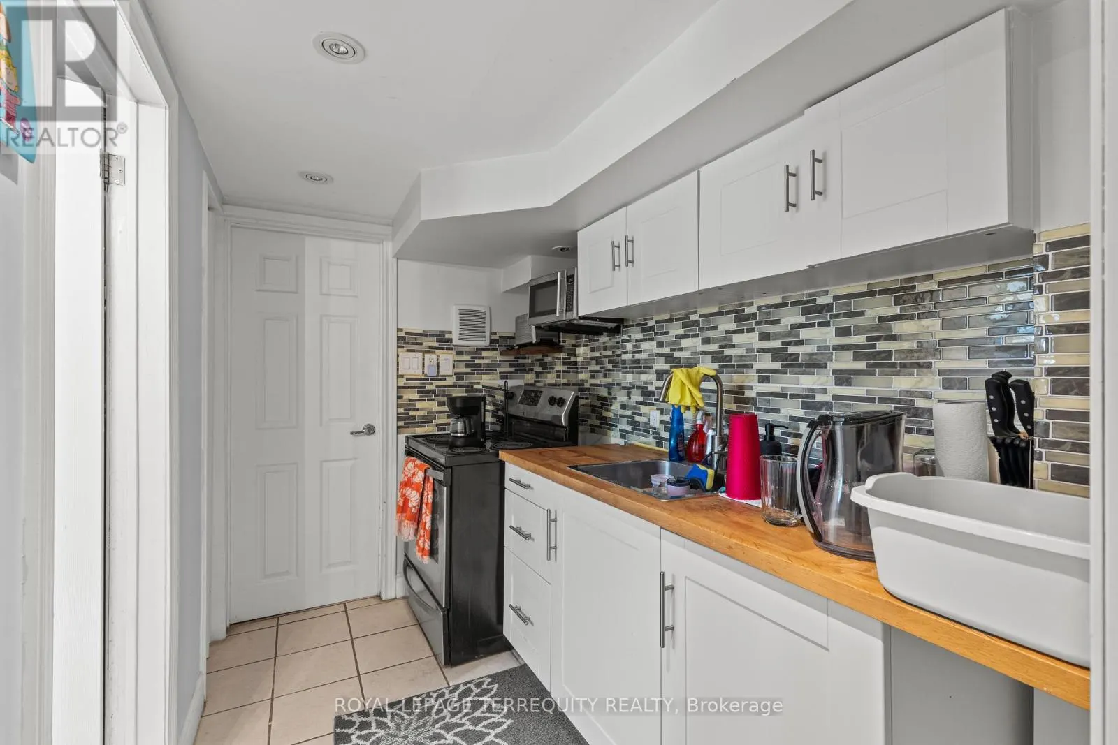 160 EAST 34TH STREET