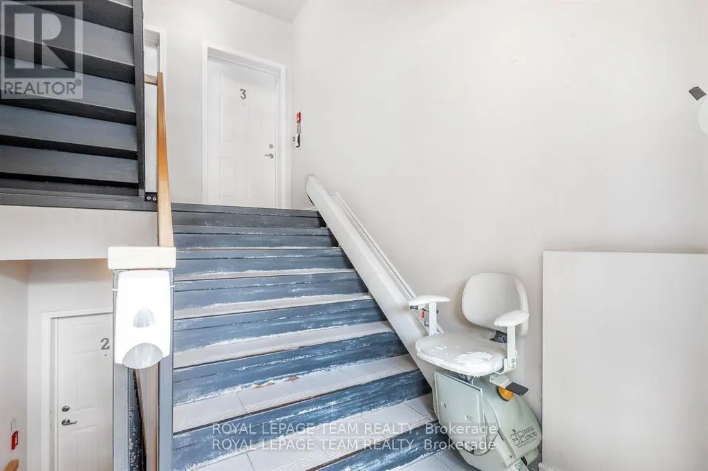 4 - 236 PASEO PRIVATE